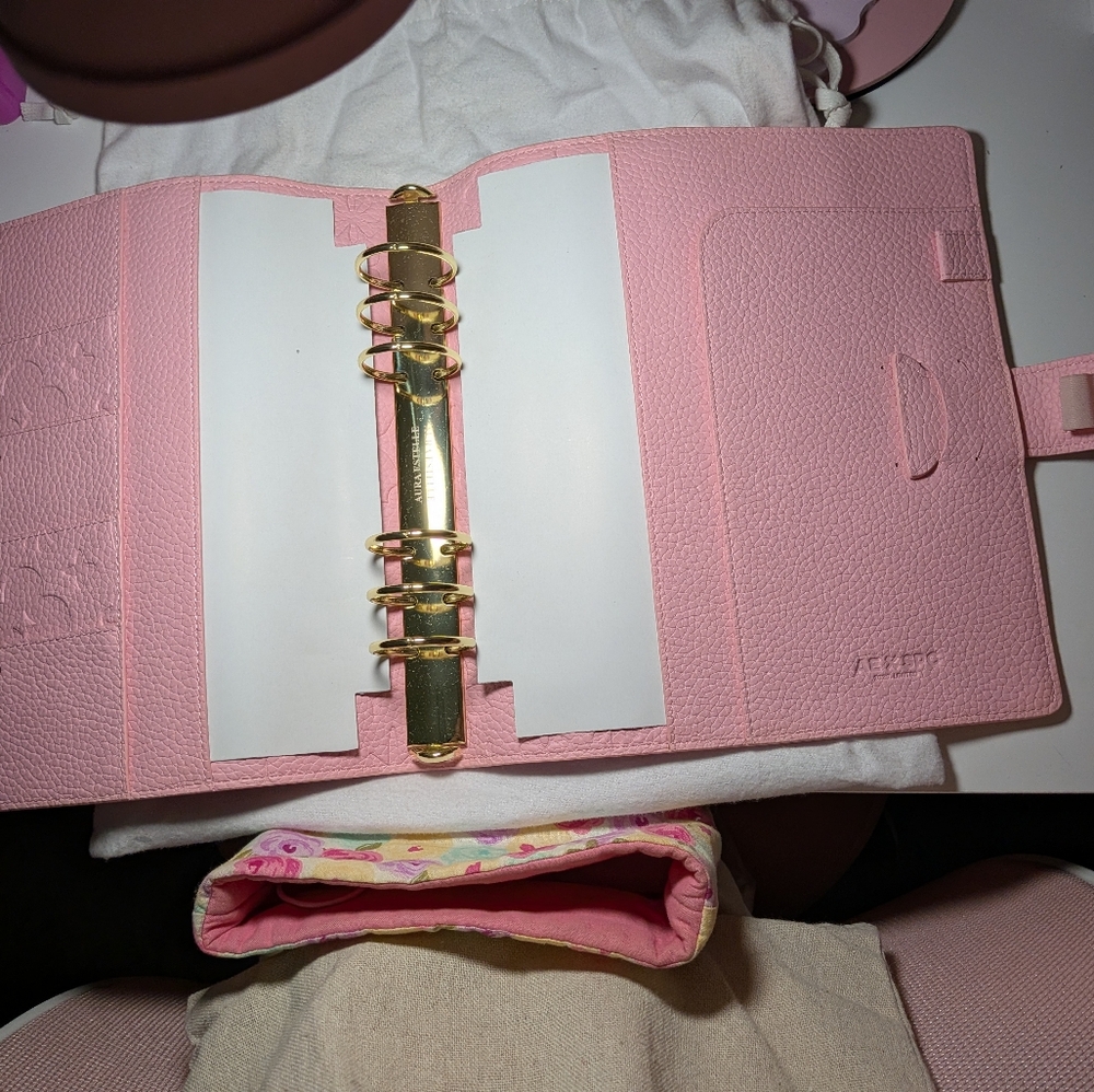 Aura Estelle Limited Edition 🌸 Scarlet Blossom Planner A5 Wide (AE x SPC) - Picture 5 of 8